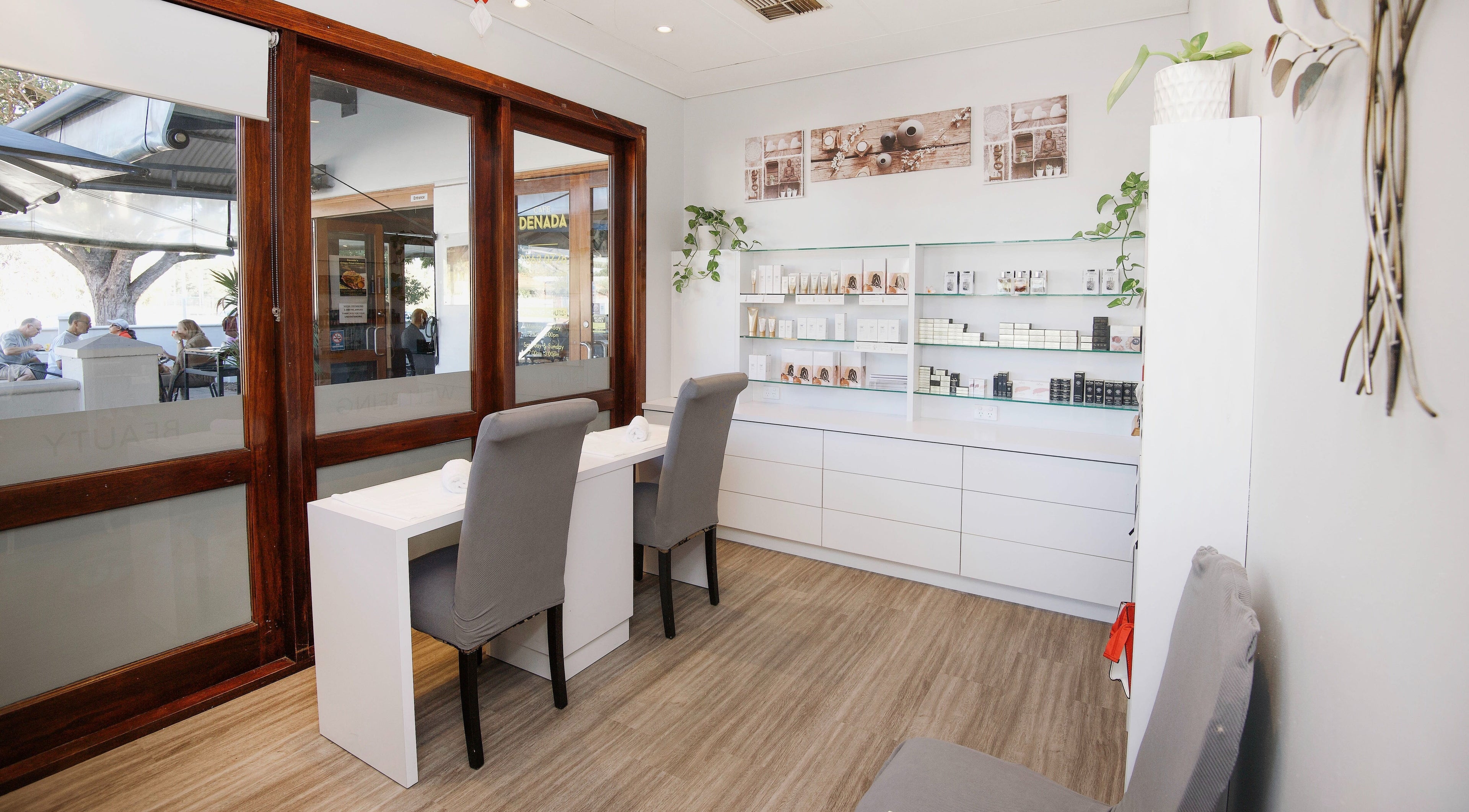 Relaxing beauty lounge at Heavens |Skin.Wellbeing.Beauty| in Mount Pleasant, Western Australia, AU.