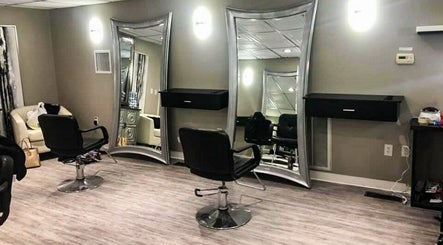 MC Hair Studio, bild 2