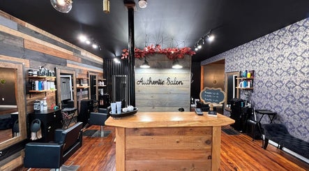 Image de Authentic Salon 2