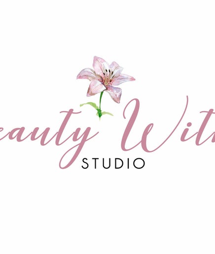 Beauty Within Studio Bild 2