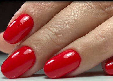 Блестящ маникюр в червено от Pro Beauty Zone by Petya Fileva, София, Област София, BG.