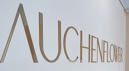 Auchenflower Hair Artisans 3paveikslėlis