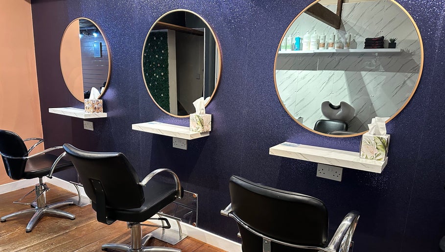 Smith and Co Hair and Beauty Ltd image 1