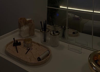 Beauty tools and accessories at Xtendalash, Mascot, New South Wales, AU, showcasing elegance and precision.
