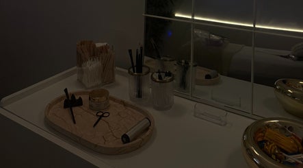 Beauty tools and accessories at Xtendalash, Mascot, New South Wales, AU, showcasing elegance and precision.