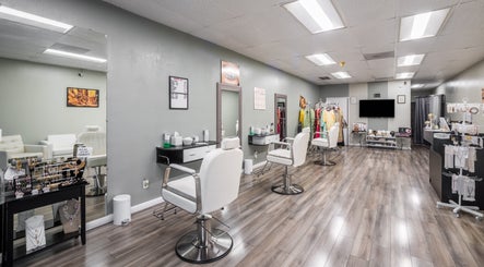 Eye Bar Beauty Salon