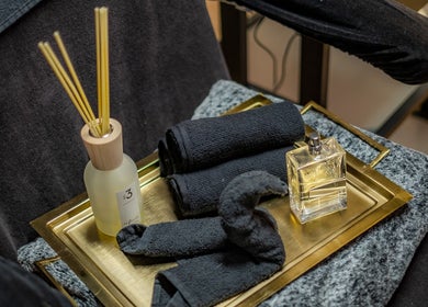 Aromatherapie en handdoeken in Schoonheidssalon DIVINE Beauty, Helden, Limburg, NL.