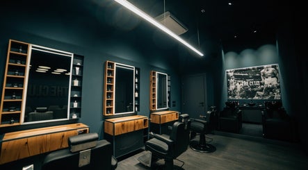 The Club Barbershop - Adria