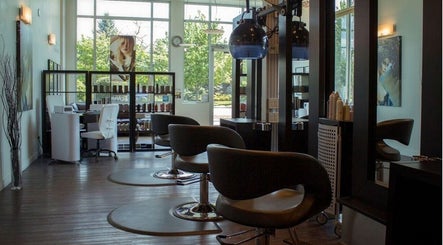 Crimson Hair Salon