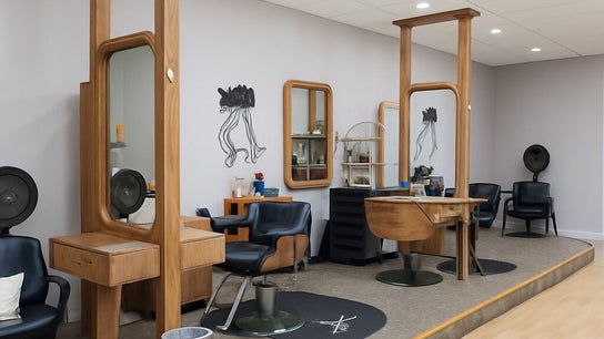 Simply Irresistible Salon