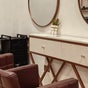 Uchis Beauty Lounge