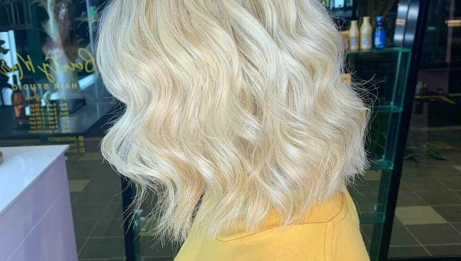 Beauty Mark Hair Studio image 1
