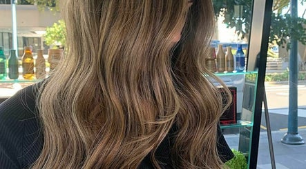 Beauty Mark Hair Studio image 2