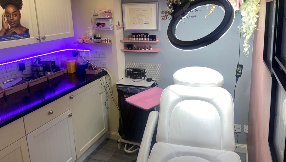 Glamour Eyes Aberdeen Aesthetics imaginea 1