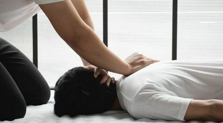 Male Therapist Delivery (BKK) image 2