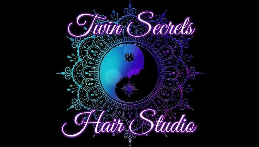 Twin Secrets, LLC 1paveikslėlis