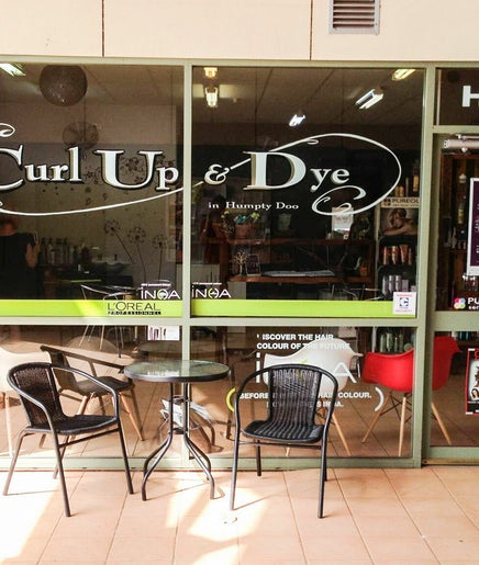 Curl Up & Dye image 2