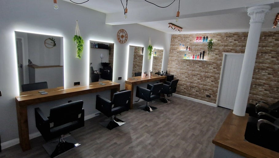 Εικόνα Poise Hairdressing 1