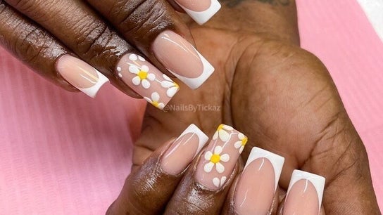 Nails by Tickaz