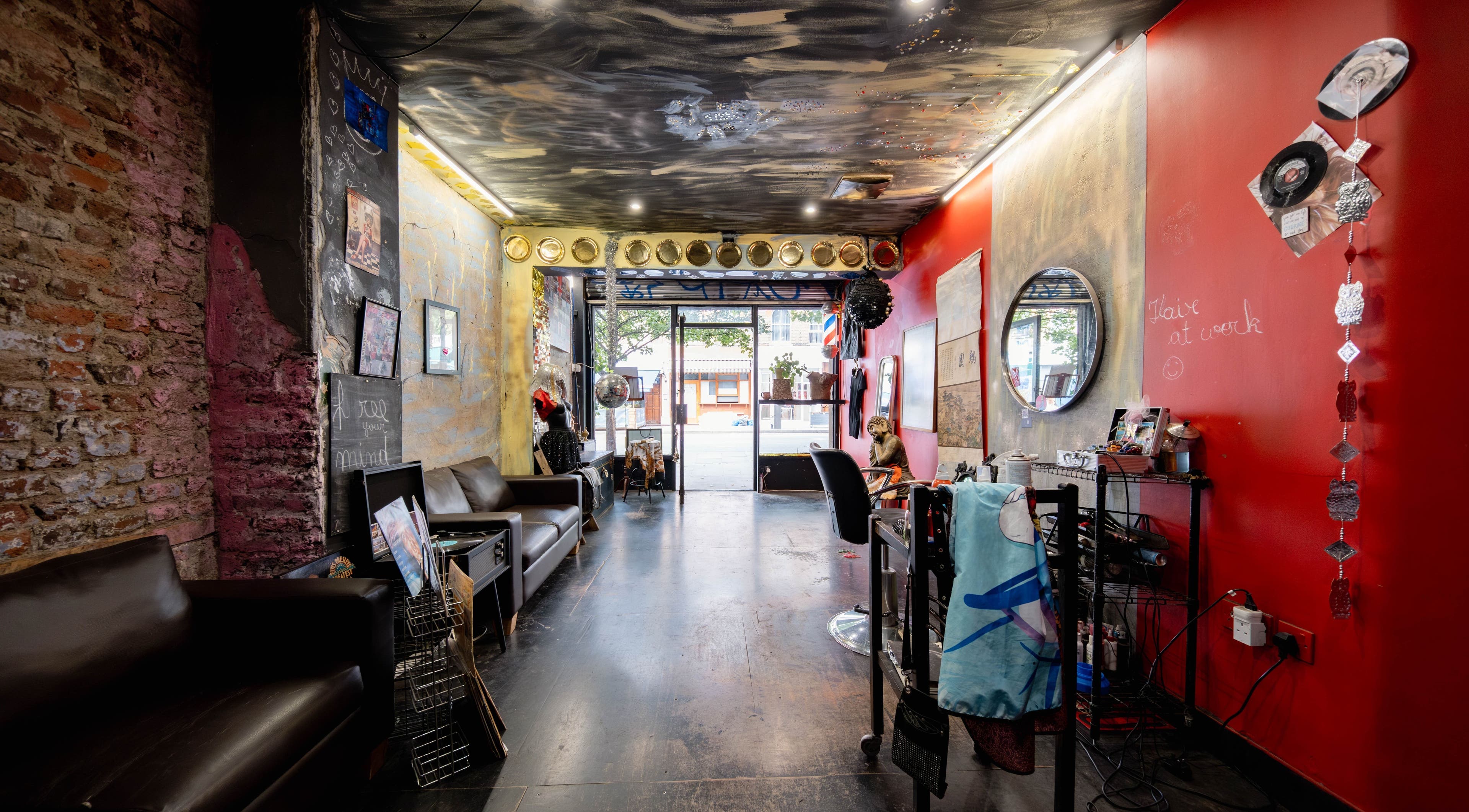 Cozy salon interior with stylish decor at Unparalleled 145, London, England, GB.