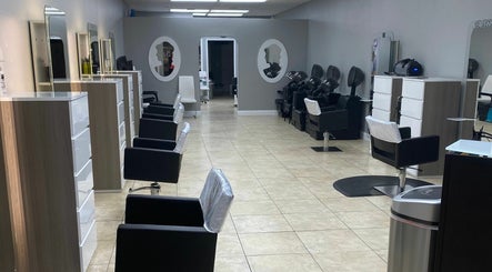 Dominican Hair Palace