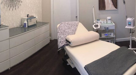 Peak Bloom Beauty LLC (Beyond Beauty Studio)