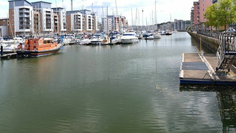 WhatSUP @Portishead Marina image 1
