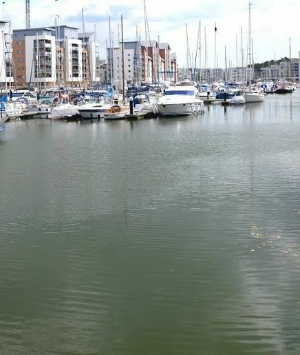 WhatSUP @Portishead Marina image 2