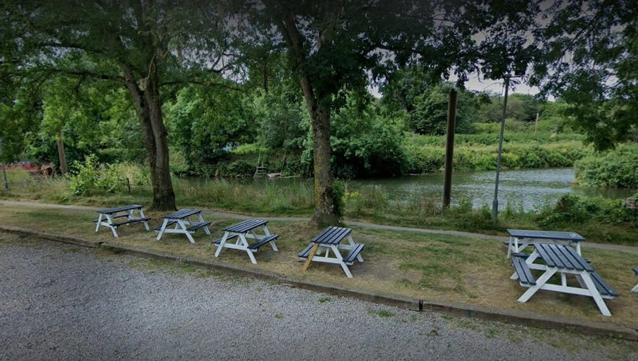 WhatSUP @Old Lock and Weir Inn - River Avon image 1