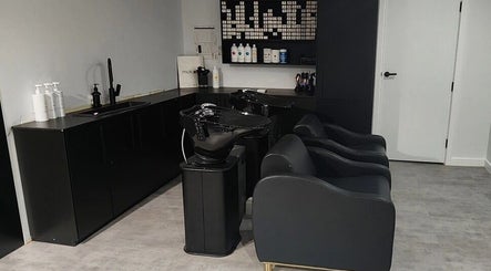 Vallee Hair Co изображение 2