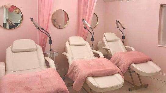 The Lash & Brow Bar