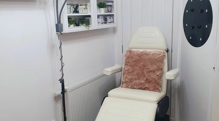 The Nail Room image 3