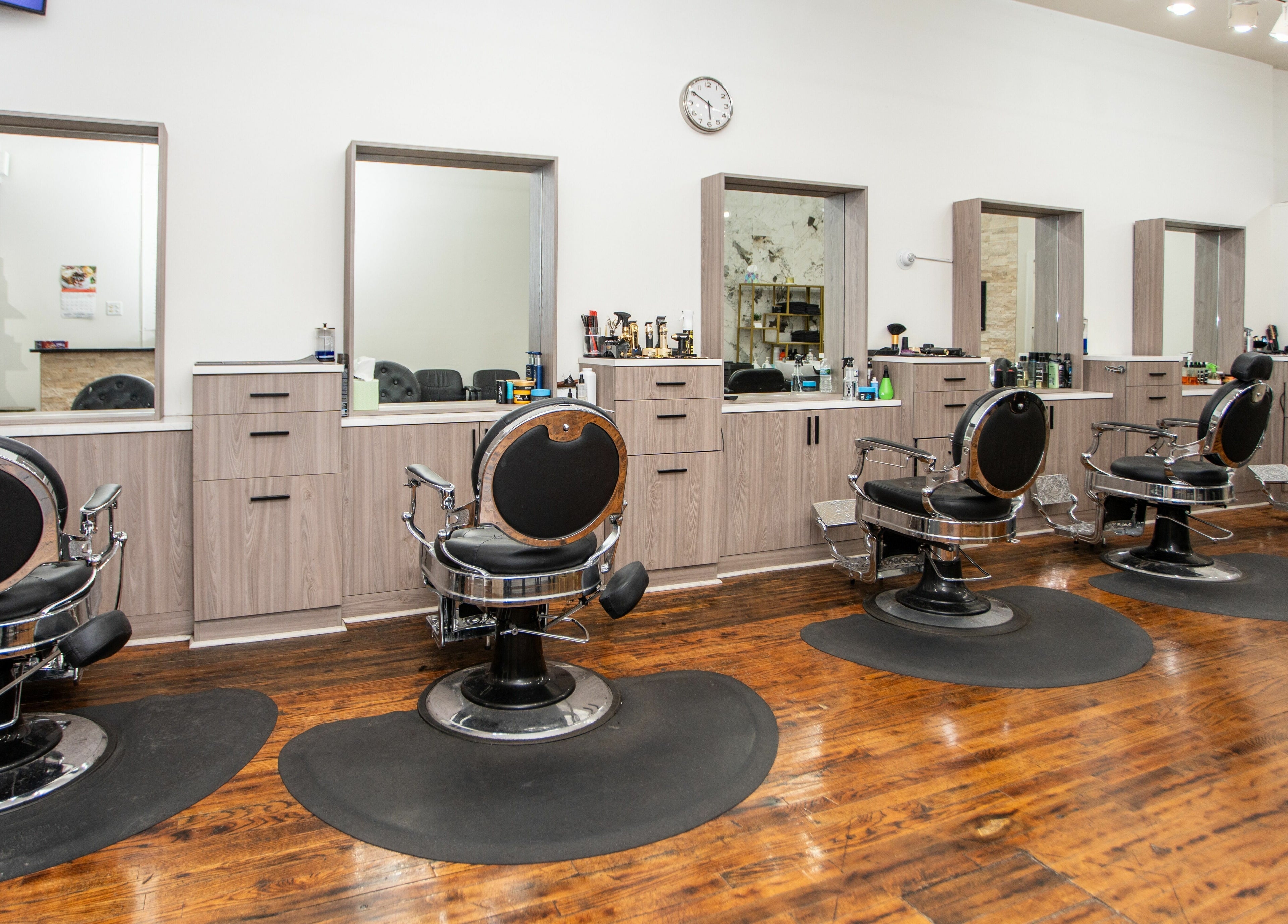 Elegant salon chairs at Scissor's Palace, Evanston, Illinois, US.