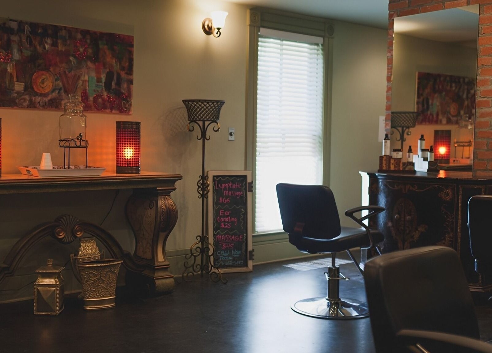 Warm, inviting interior of ROSA' VITA SALON in Beaumont, Texas, US, featuring stylish seating and décor.