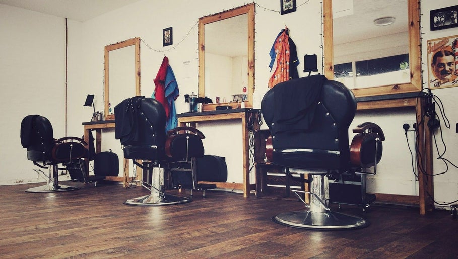 The Barber's Shop – kuva 1