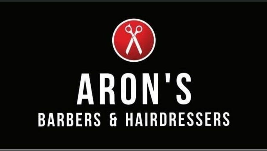 Aron’s Barbers and Hairdressers – obraz 1