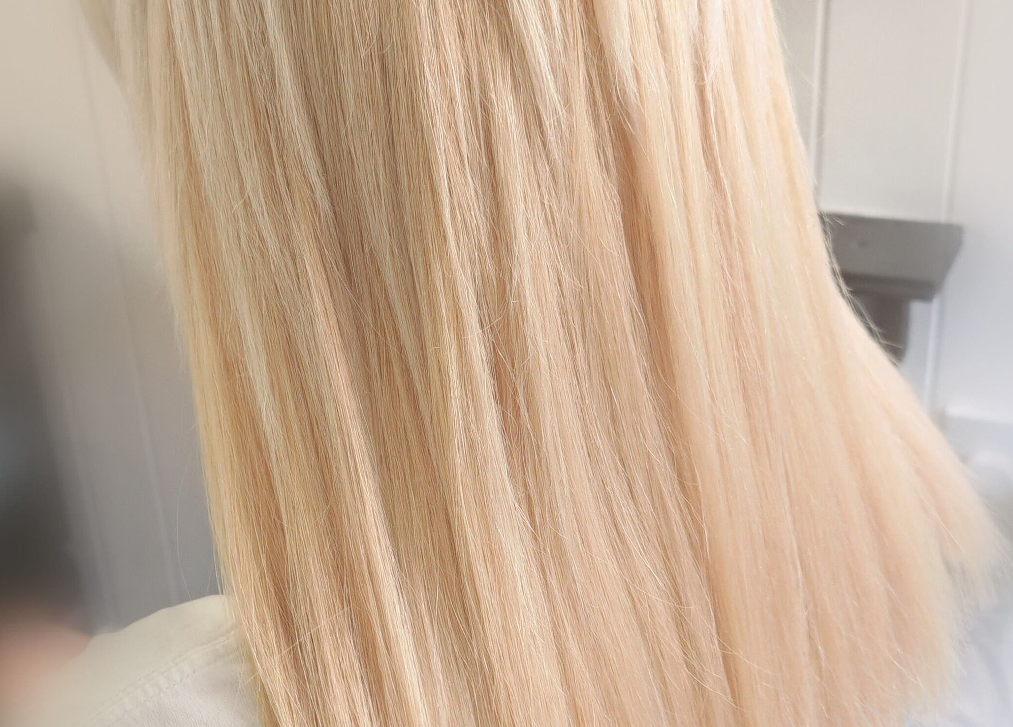 Blonde hair treatment at Dannielle's Cutting Edge in Littlestone, England, GB.