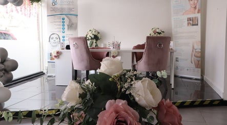 Simply Hair and Beauty Lounge صورة 2