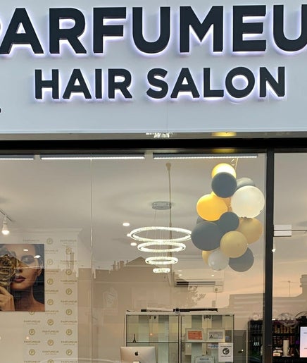 Parfumeur Hair Salon – obraz 2