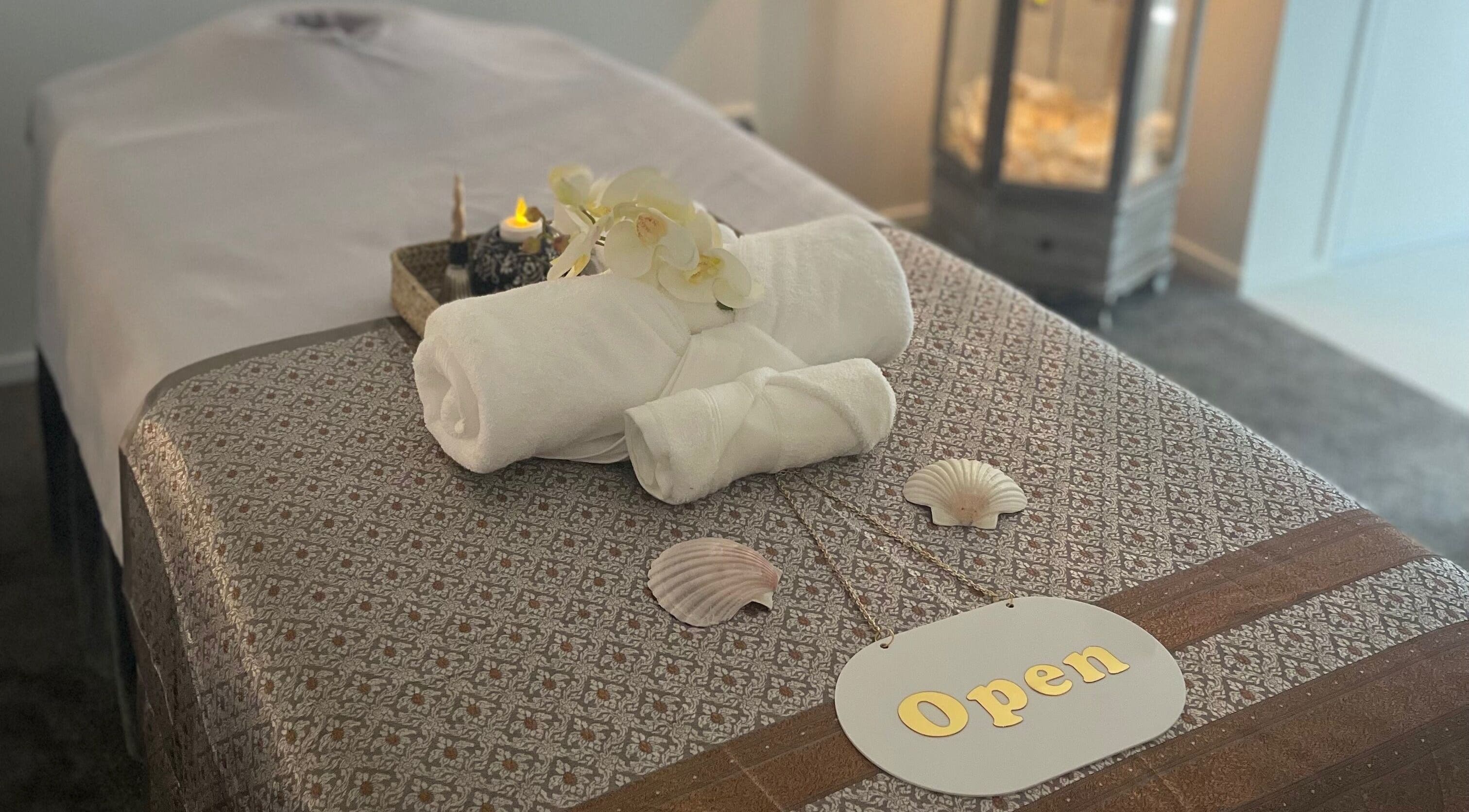 Relaxing massage table at Wai Thai New Brighton Massage Clinic, Christchurch, Canterbury, NZ.