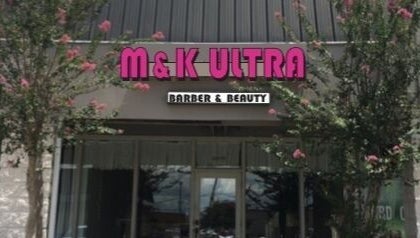 M and K Ultra Barber and Beauty imagem 1