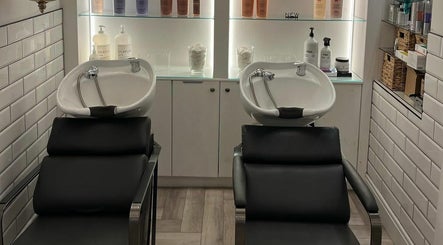 Rebecca Dixon Hairdressing