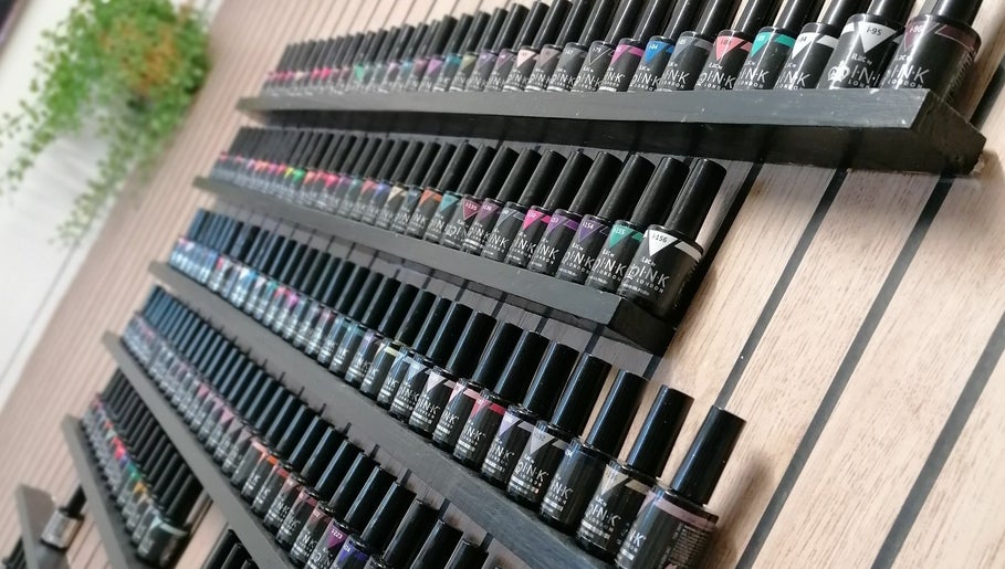 Michela M Nails and Beauty image 1