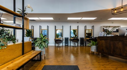 OSO Hair Salon image 3