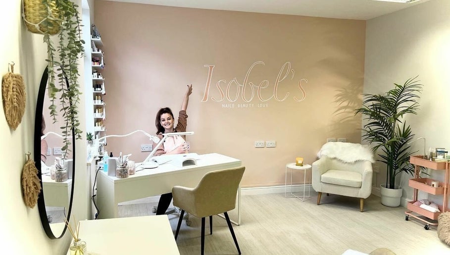 Isobel’s Nails Beauty Training – obraz 1