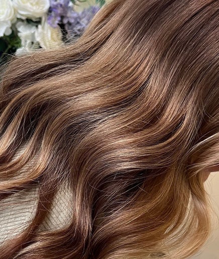 Sian Erskine Hair image 2