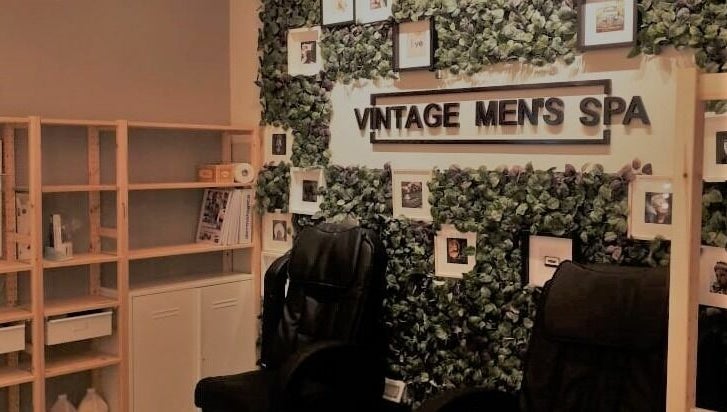 Vintage Men's SPA - Khalidiyah Mall الخالديه مول، أب image 1