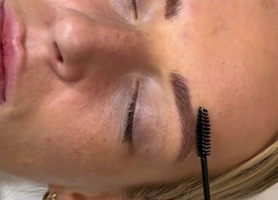 Close-up of eyebrow grooming at Emily Jane PMU & Brows in Truro, England, GB.