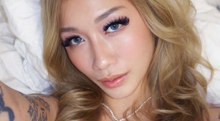 Close-up of a client with elegant lashes and brows at JENNY LASHES. BROWS (1) Fareast Plaza, Singapore, SG.