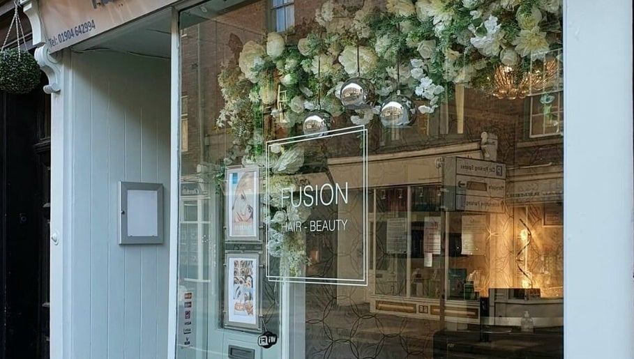 Fusion Hair and Beauty afbeelding 1